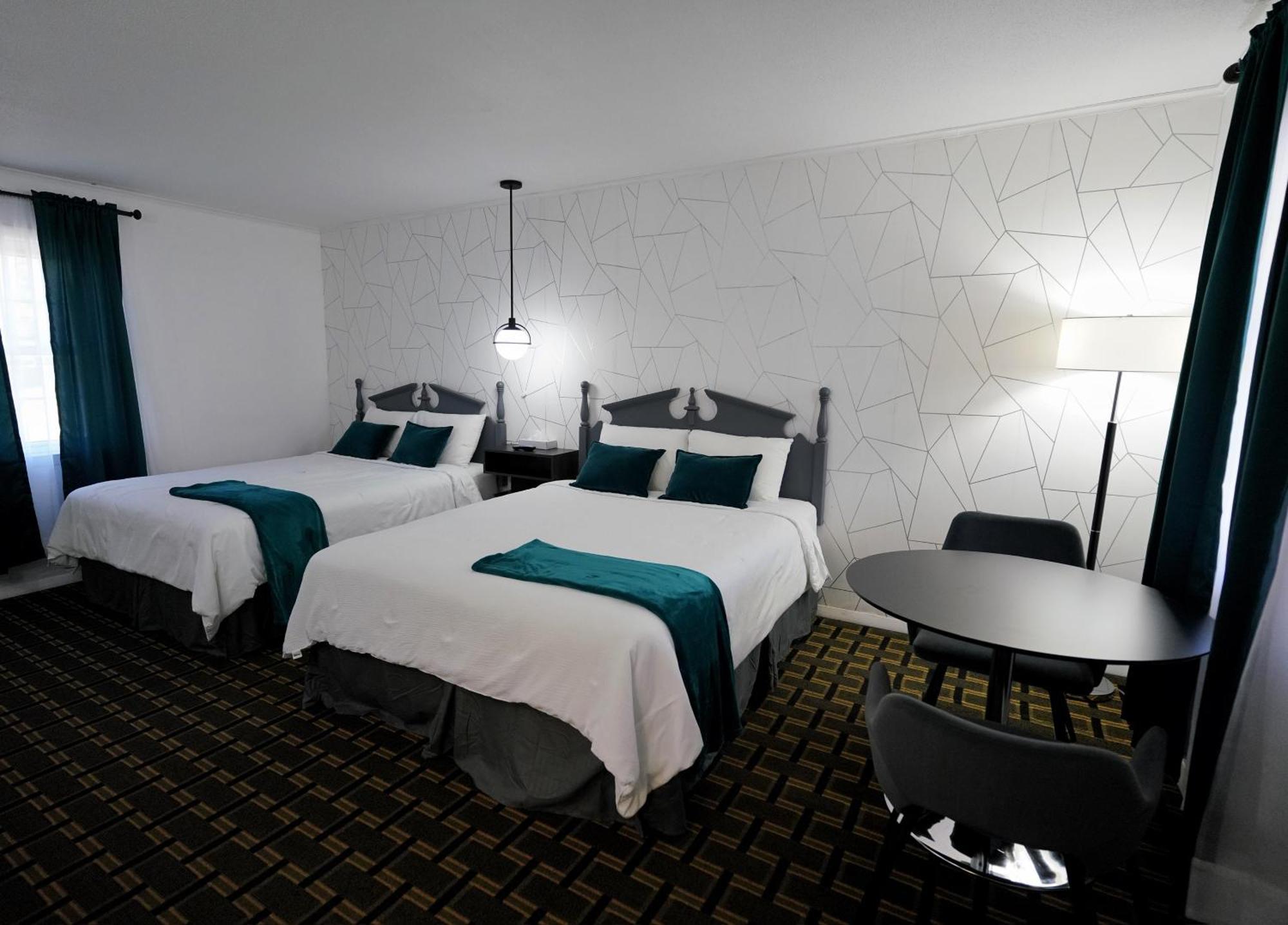 Pilgrim Inn Lee Ngoại thất bức ảnh